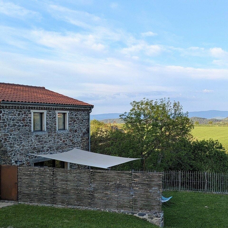 maison de vacances en pleine nature en Auvergne