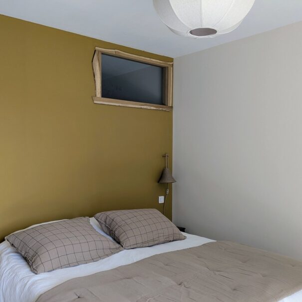 chambre Gentiane avec lit double et lit d'appoint pour 3e personne sur demande